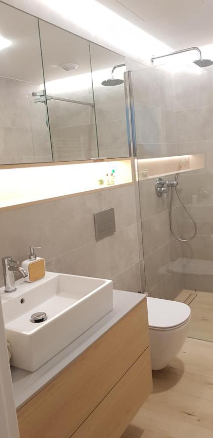 Pinea Baltic - Double Sea View - Apartment Z Widokiem Na Morze Pobierowo Eksteriør bilde